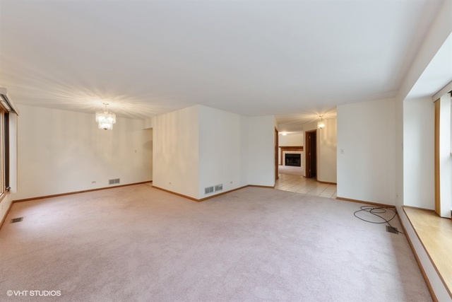 3916 Wilke Road Rolling Meadows, IL 60008 - Photo 3 of 10