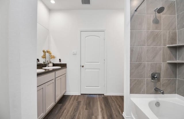 5227 Castlebury Meadows Drive Spring, TX 77373 - Photo 8 of 19