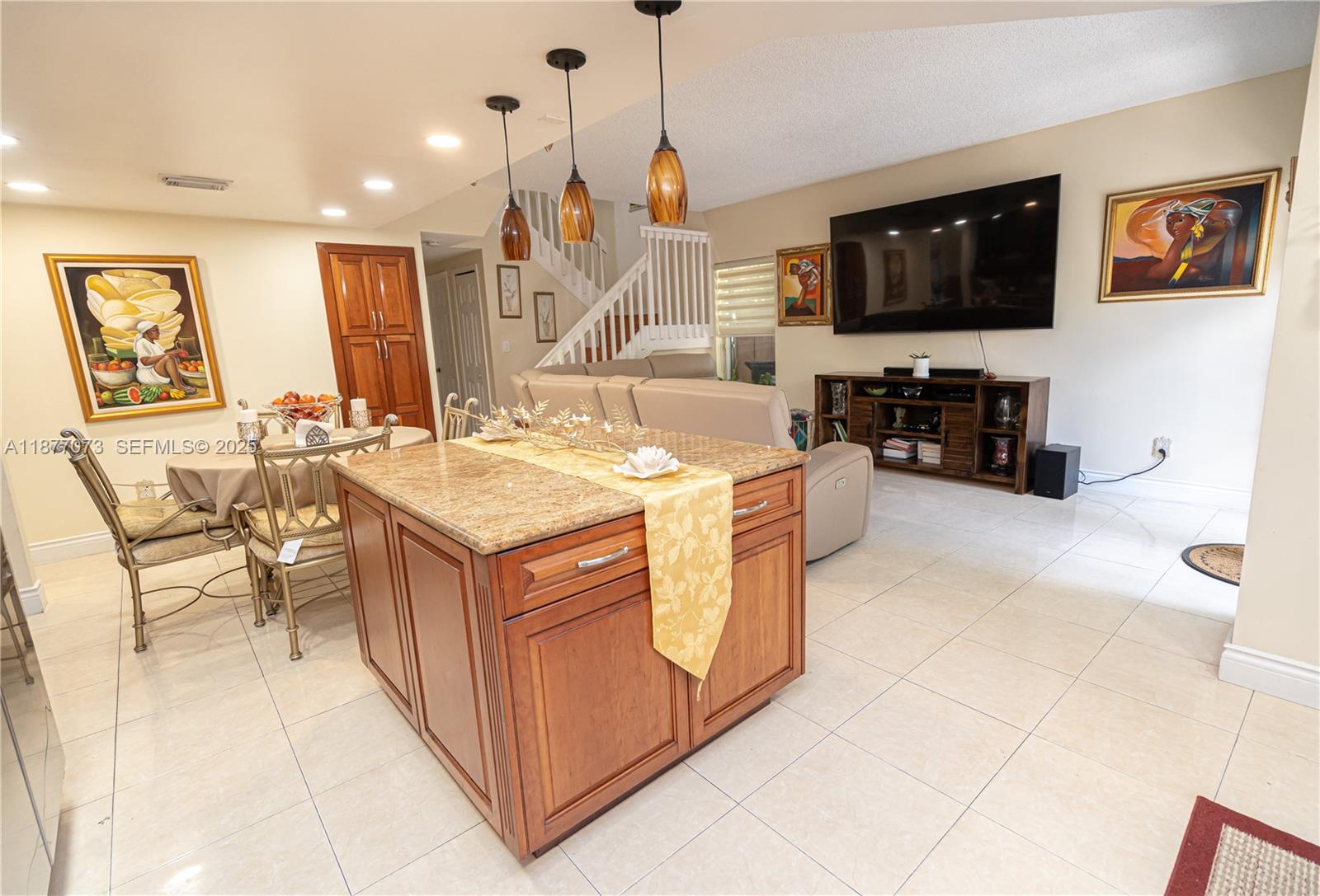 15905 Southwest 83rd Terrace Miami, FL 33193 - Photo 17 of 79