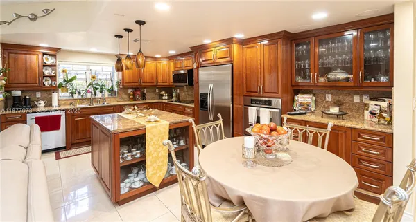 $750,000 | 15905 Southwest 83rd Terrace, Miami, FL 33193