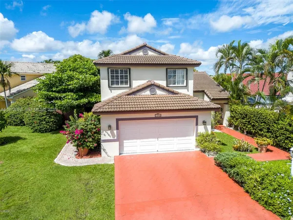 $750,000 | 15905 Southwest 83rd Terrace, Miami, FL 33193