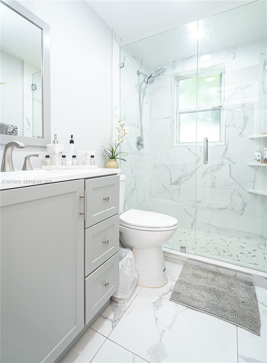 15905 Southwest 83rd Terrace Miami, FL 33193 - Photo 29 of 79