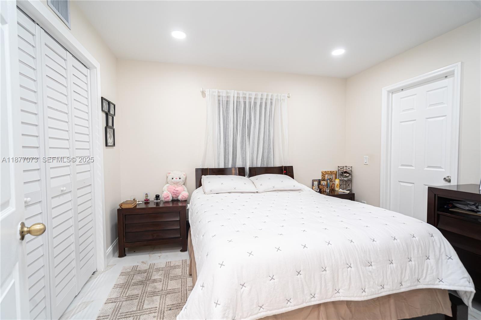 15905 Southwest 83rd Terrace Miami, FL 33193 - Photo 30 of 79