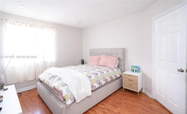 $750,000 | 15905 Southwest 83rd Terrace, Miami, FL 33193