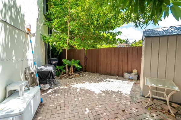 $750,000 | 15905 Southwest 83rd Terrace, Miami, FL 33193