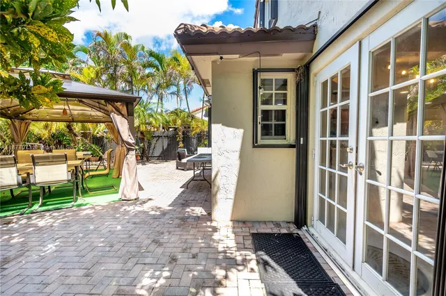 $750,000 | 15905 Southwest 83rd Terrace, Miami, FL 33193