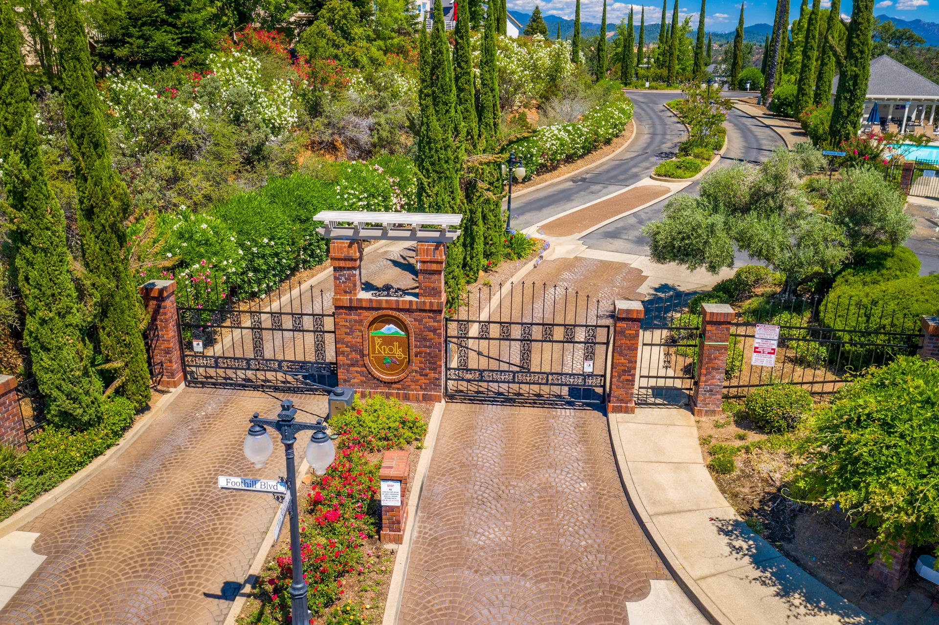 3150 Pinot Path Redding, CA 96001 - Photo 37 of 40 110 Front Gate