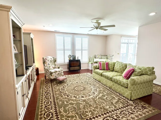 $349,900 | 7753 Van Buren Street, Unit 401, Forest Park, IL 60130