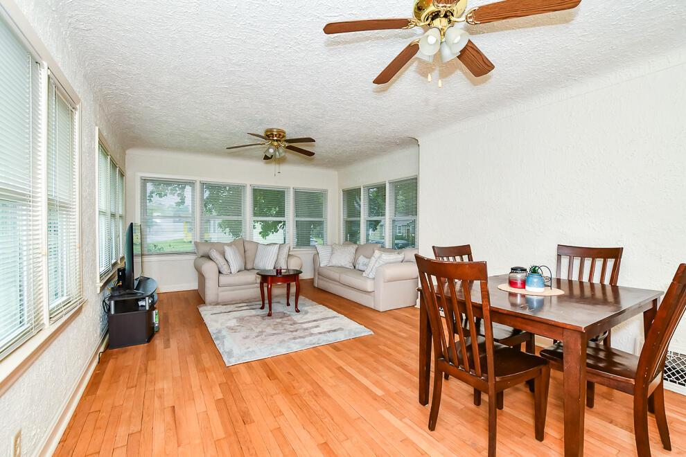 9203 Portage Road Portage, MI 49002 - Photo 2 of 30 RN5_1086