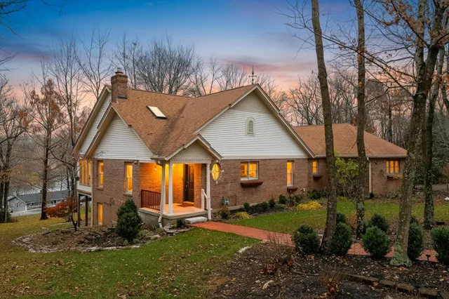 $599,900 | 20074 Ravenda Drive, Lawrenceburg, IN 47025