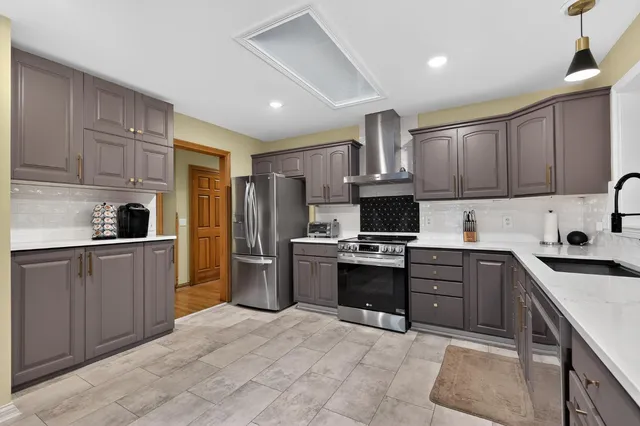 $599,900 | 20074 Ravenda Drive, Lawrenceburg, IN 47025