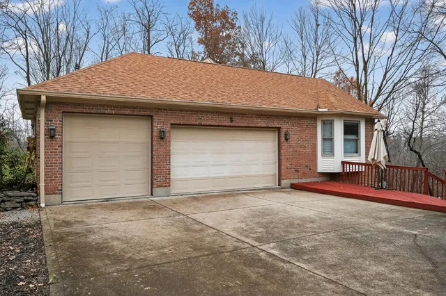 $599,900 | 20074 Ravenda Drive, Lawrenceburg, IN 47025