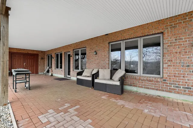 $599,900 | 20074 Ravenda Drive, Lawrenceburg, IN 47025