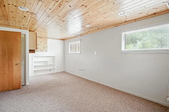 $300,000 | 9222 North McKinley Road, Montrose, MI 48457