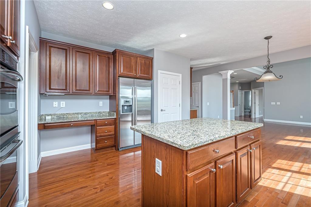 3957 Long Ridge Boulevard Carmel, IN 46074 - Photo 12 of 40 Gallery Image 12