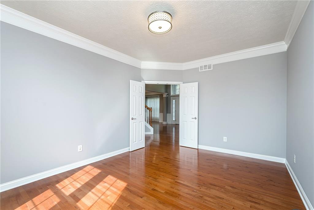 3957 Long Ridge Boulevard Carmel, IN 46074 - Photo 15 of 40 Gallery Image 15