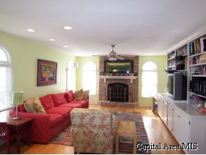600 North Durkin Drive Springfield, IL 62702 - Photo 6 of 9 Gallery Image 6