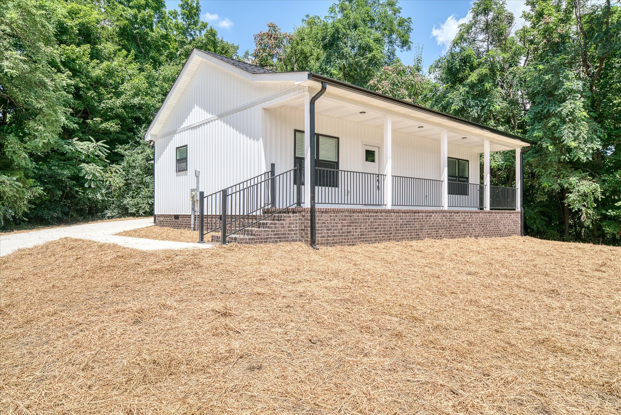 2385 Pea Ridge Fire Tower Road Celina, TN 38551 - Photo 8 of 34 Gallery Image 8