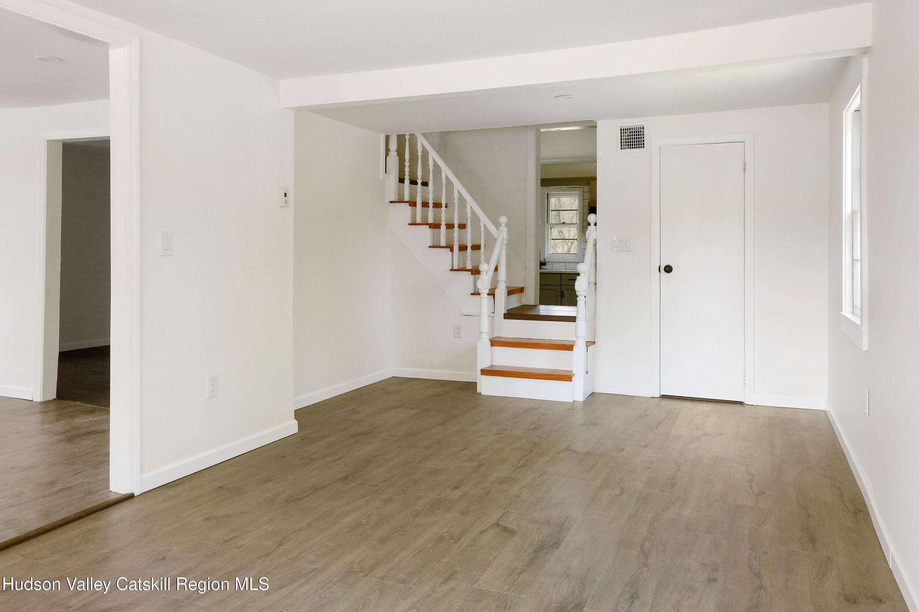 1 Lower Whitfield Road Accord, NY 12404 - Photo 12 of 37 living room