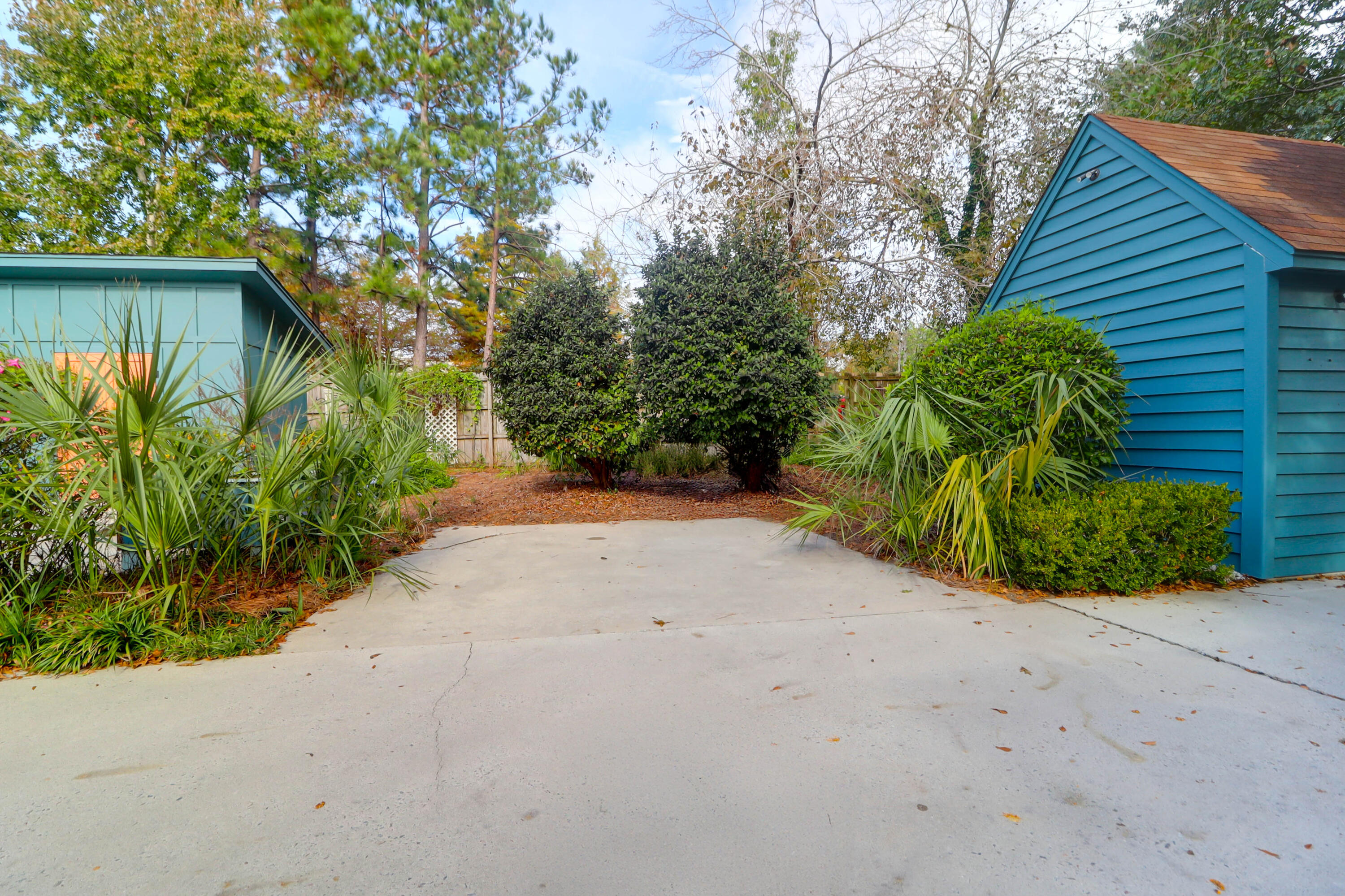 1530 Village Square, Unit 1 Mount Pleasant, SC 29464 - Photo 32 of 33 Driveway