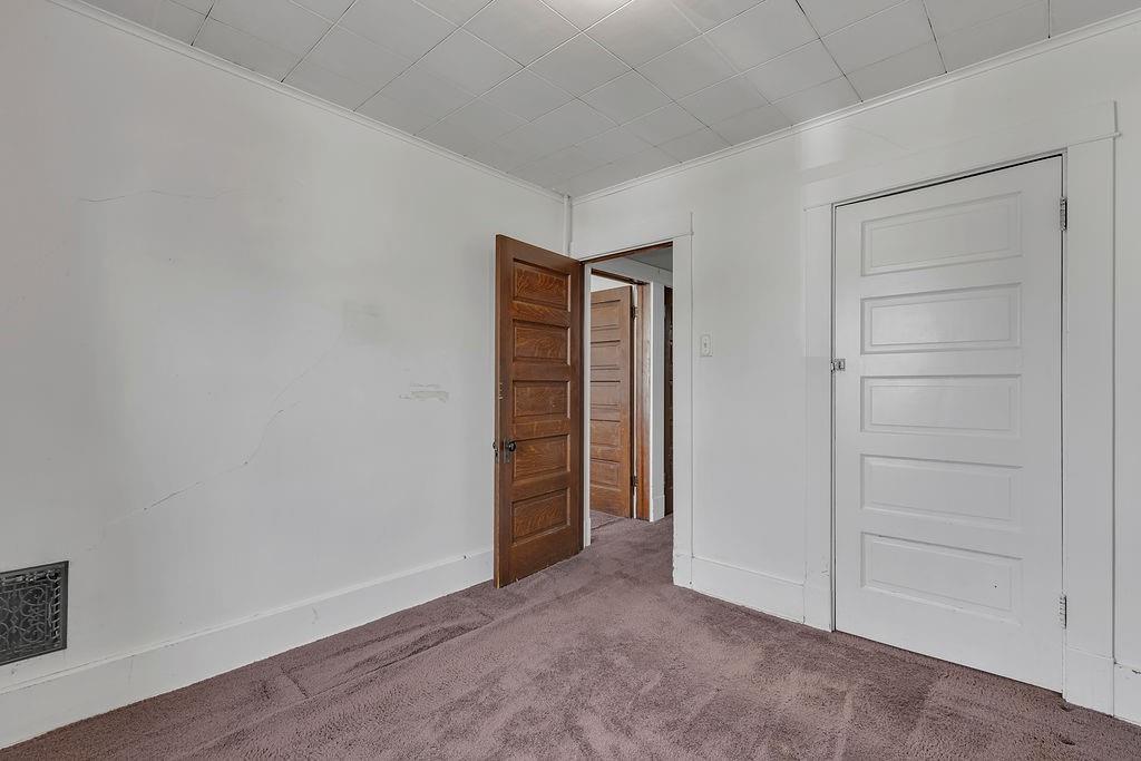 370 Ohio Avenue Rochester, PA 15074 - Photo 23 of 31 Bedroom 3