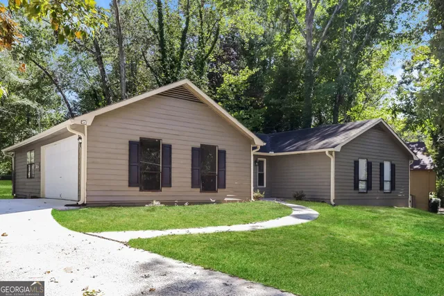 $2,240 | 115 Poplar Way, Fayetteville, GA 30214