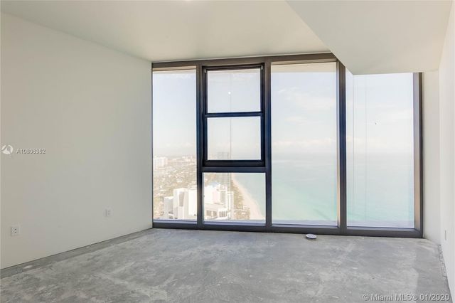 $5,400,000 | 18975 Collins Avenue, Unit 4400, Sunny Isles Beach, FL 33160
