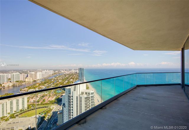$5,400,000 | 18975 Collins Avenue, Unit 4400, Sunny Isles Beach, FL 33160