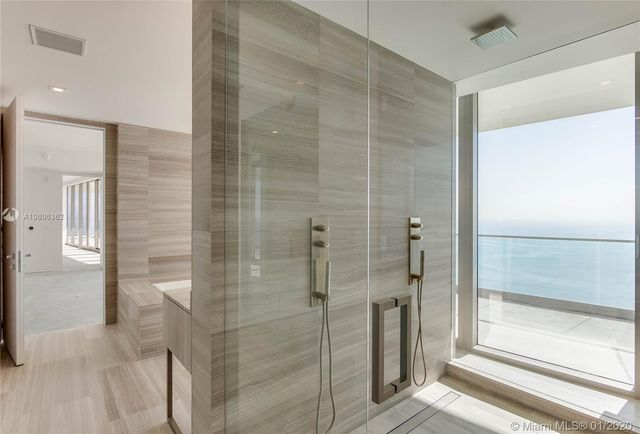 $5,400,000 | 18975 Collins Avenue, Unit 4400, Sunny Isles Beach, FL 33160