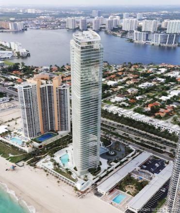 $5,400,000 | 18975 Collins Avenue, Unit 4400, Sunny Isles Beach, FL 33160