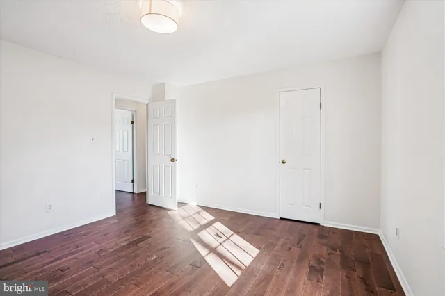 $869,900 | 2619 New Banner Lane, Herndon, VA 20171