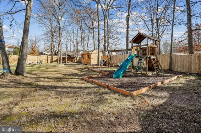 $869,900 | 2619 New Banner Lane, Herndon, VA 20171