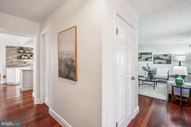 $869,900 | 2619 New Banner Lane, Herndon, VA 20171