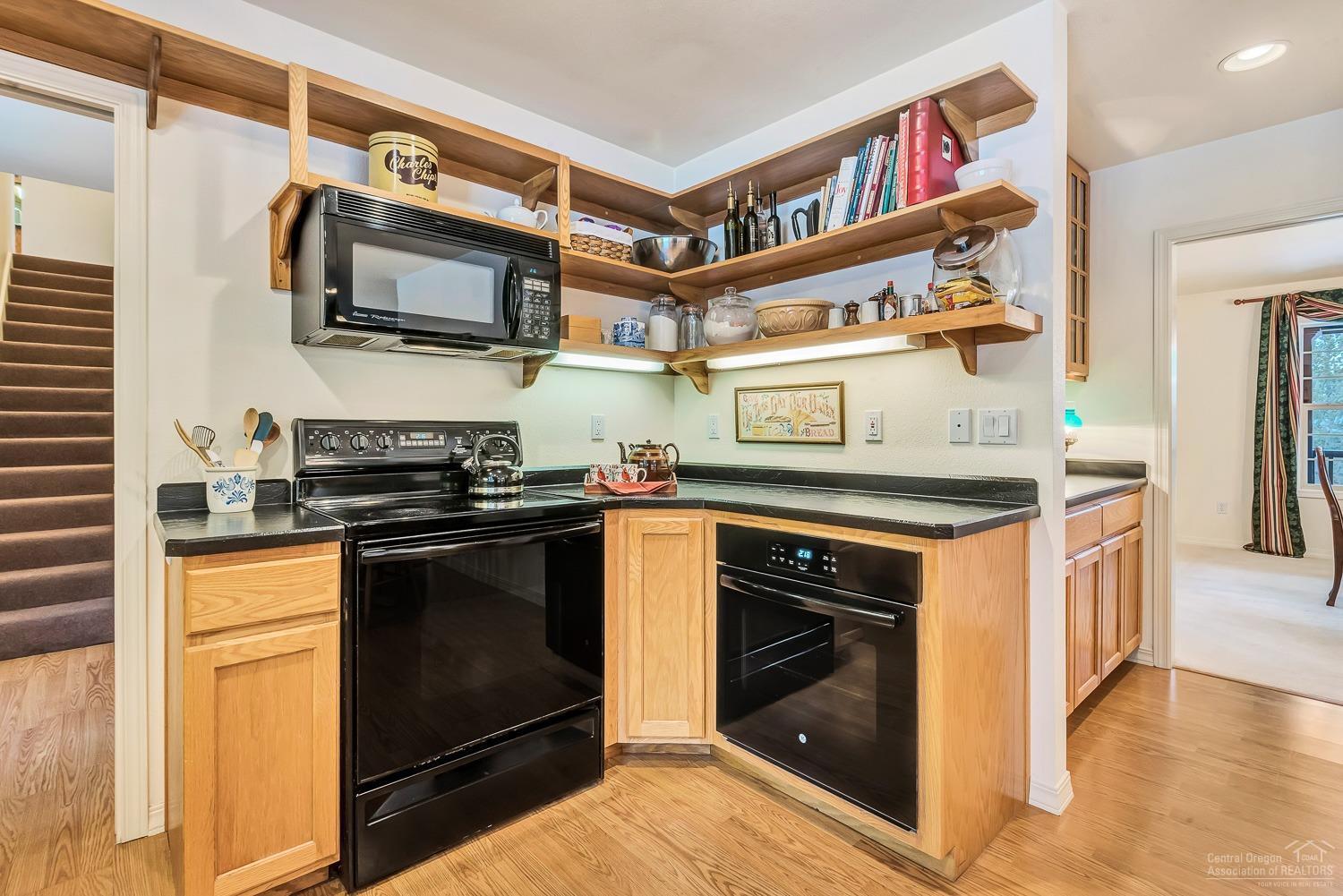 3648 Northwest Falcon Ridge Bend, OR 97703 - Photo 11 of 23 Additional Photo