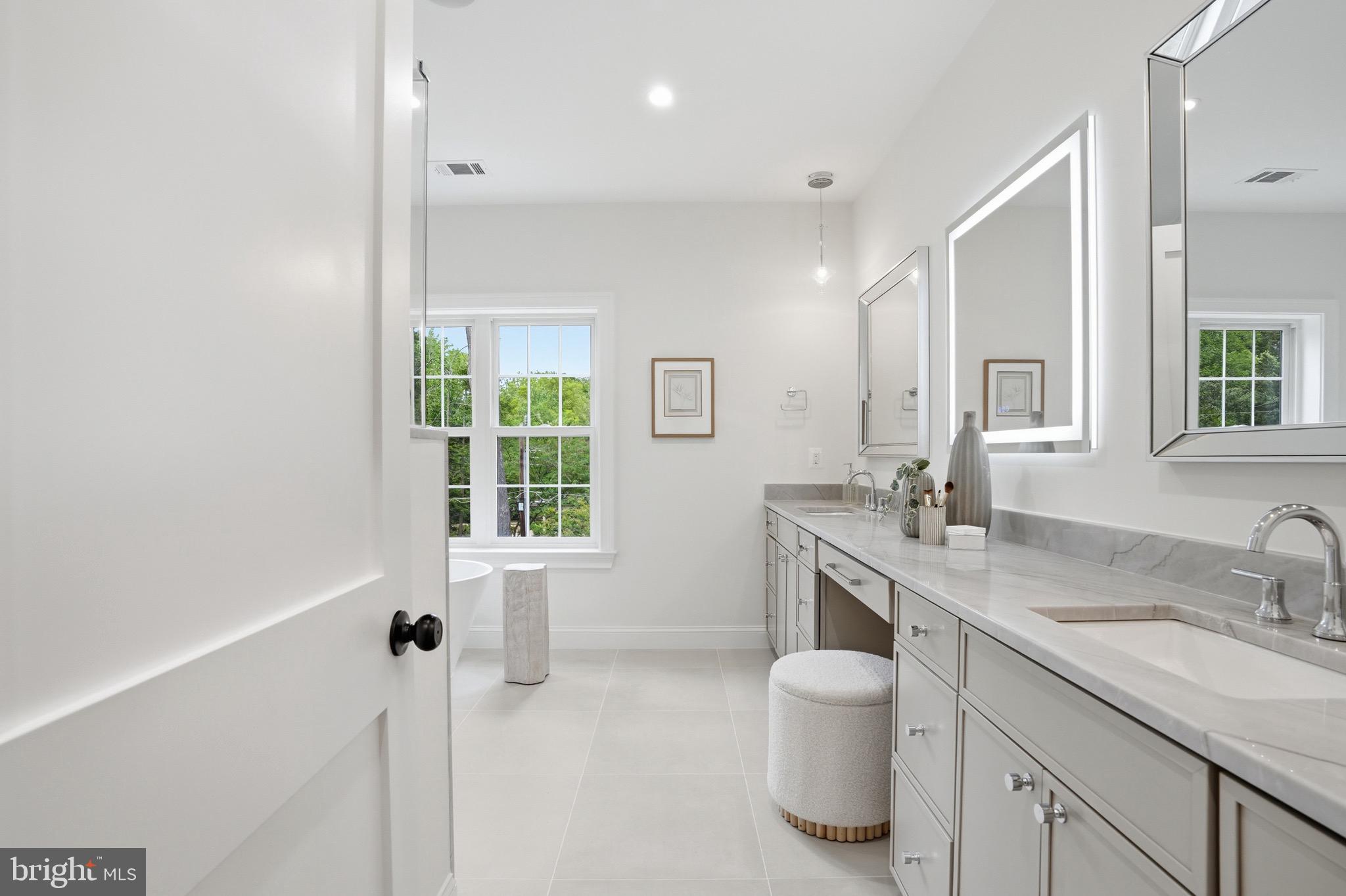 1142 Cameron Road Alexandria, VA 22308 - Photo 58 of 126