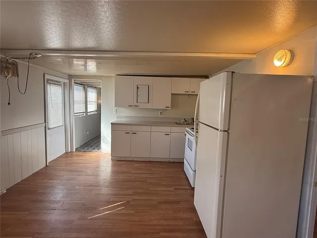 $92,999 | 5104 Little Lake Court, Zephyrhills, FL 33542