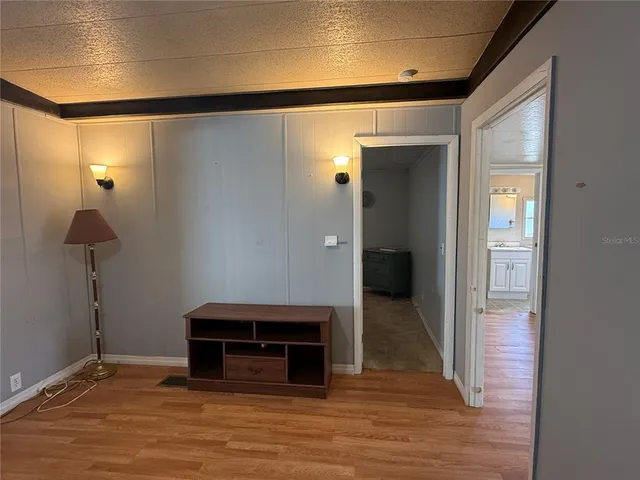 $92,999 | 5104 Little Lake Court, Zephyrhills, FL 33542