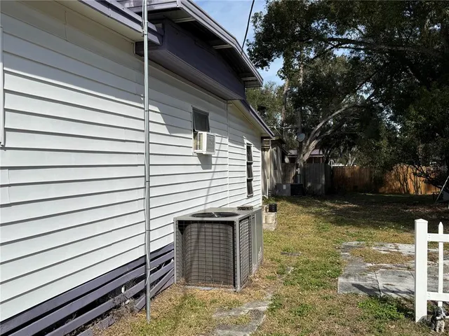 $92,999 | 5104 Little Lake Court, Zephyrhills, FL 33542