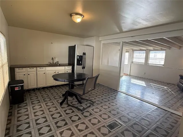 $92,999 | 5104 Little Lake Court, Zephyrhills, FL 33542