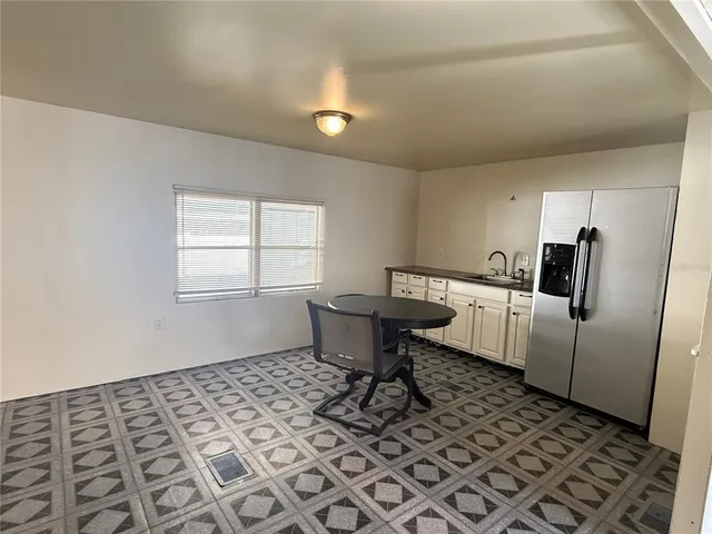 $92,999 | 5104 Little Lake Court, Zephyrhills, FL 33542