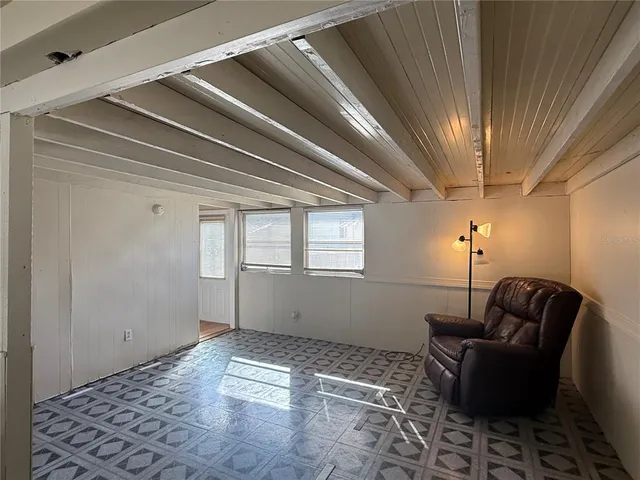 $92,999 | 5104 Little Lake Court, Zephyrhills, FL 33542