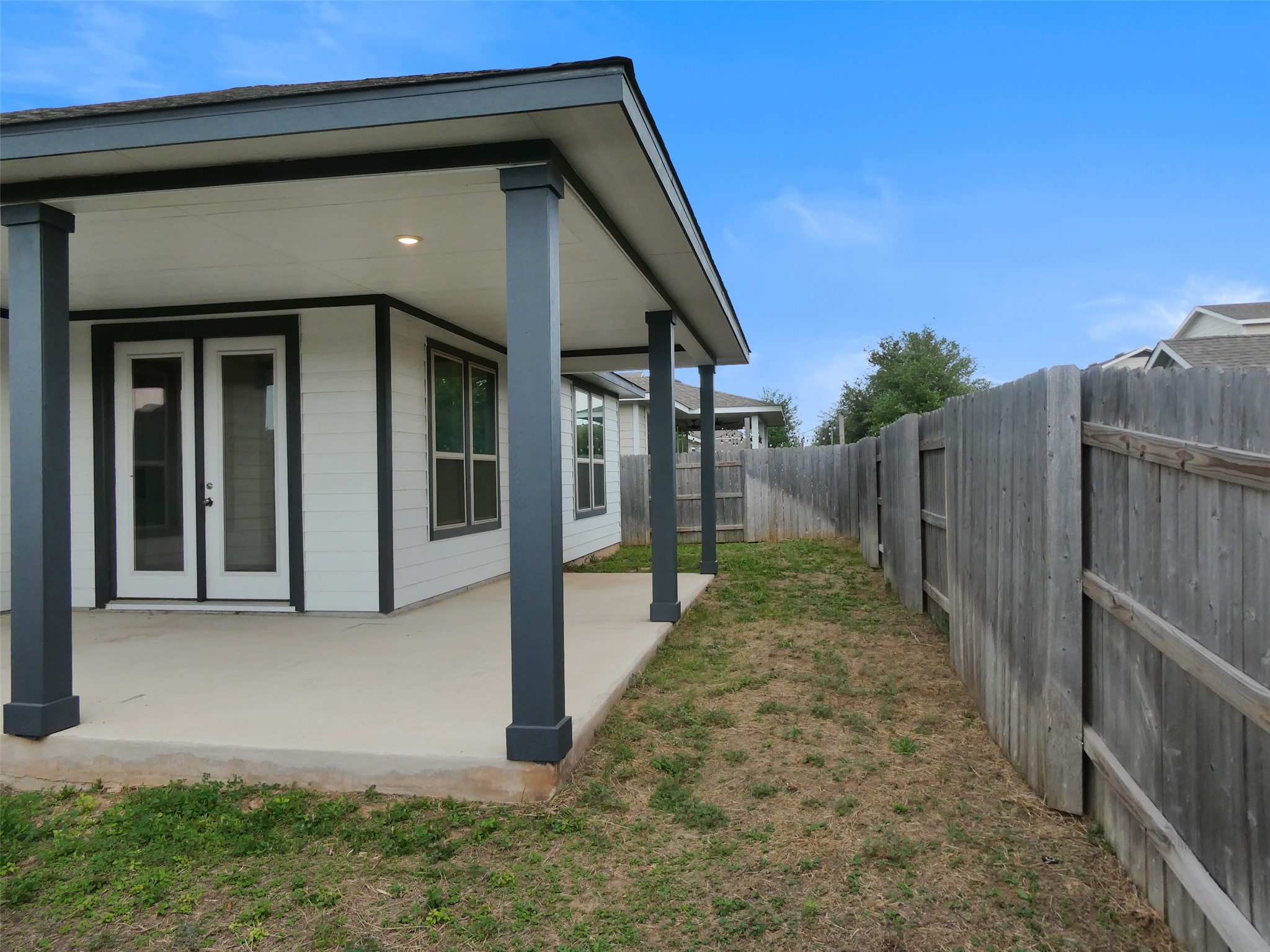 8201 Greyhawk Cove Austin, TX 78744 - Photo 26 of 27