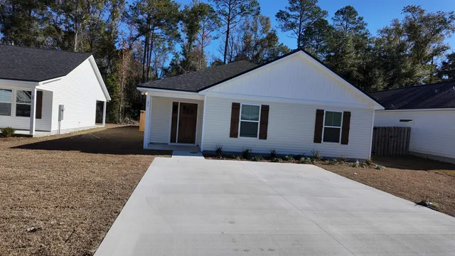 $1,750 | 31 Klickitat Drive, Crawfordville, FL 32327
