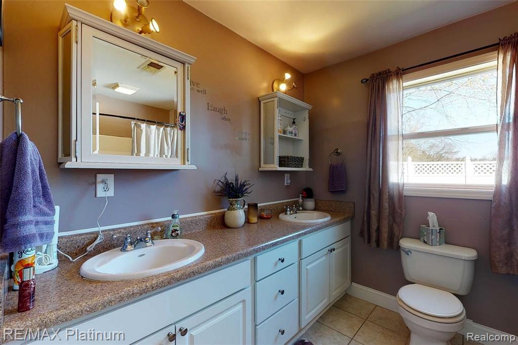 857 East Olson Road Midland, MI 48640 - Photo 28 of 52