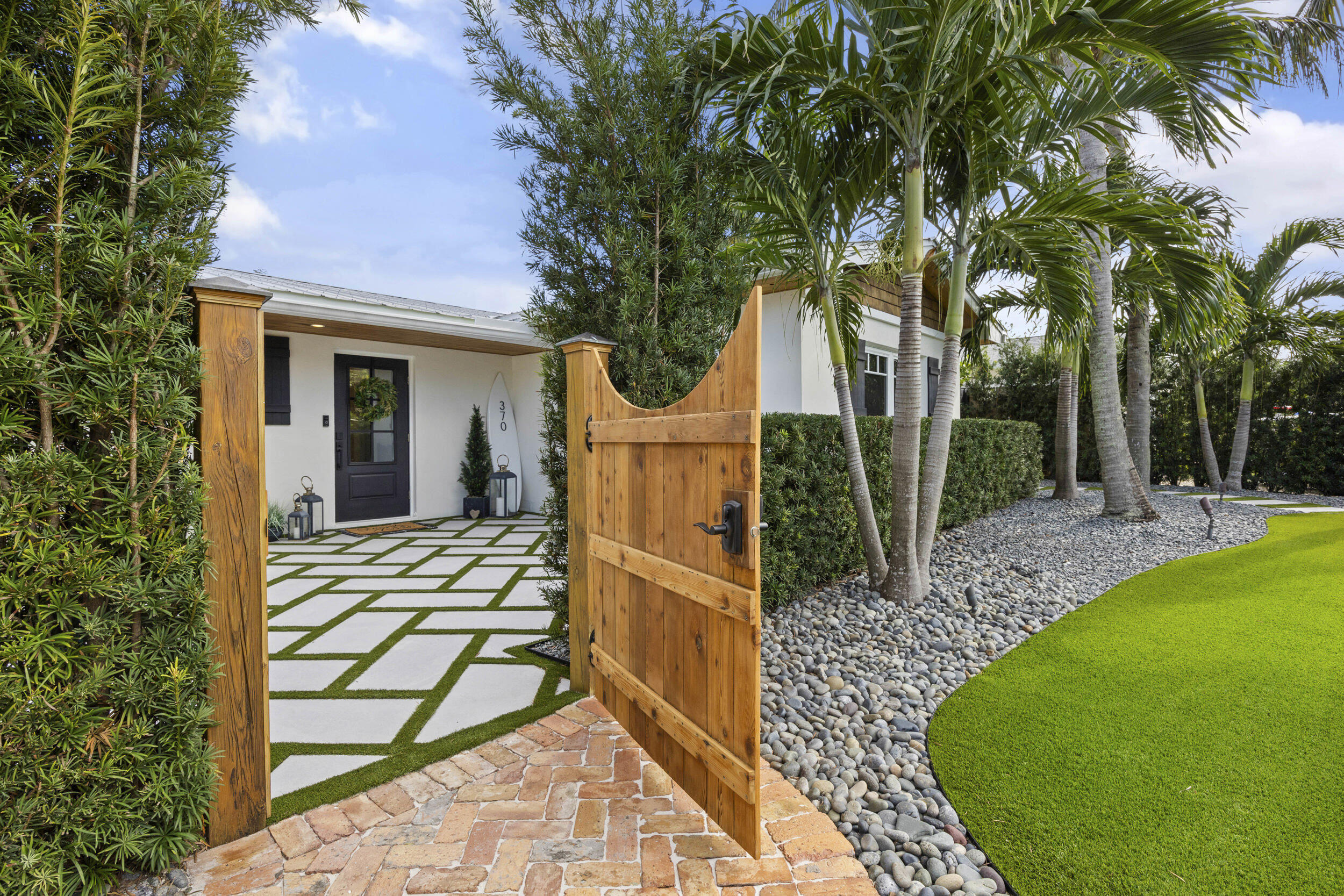 370 Mars Avenue Tequesta, FL 33469 - Photo 47 of 52 55_8p3a5108