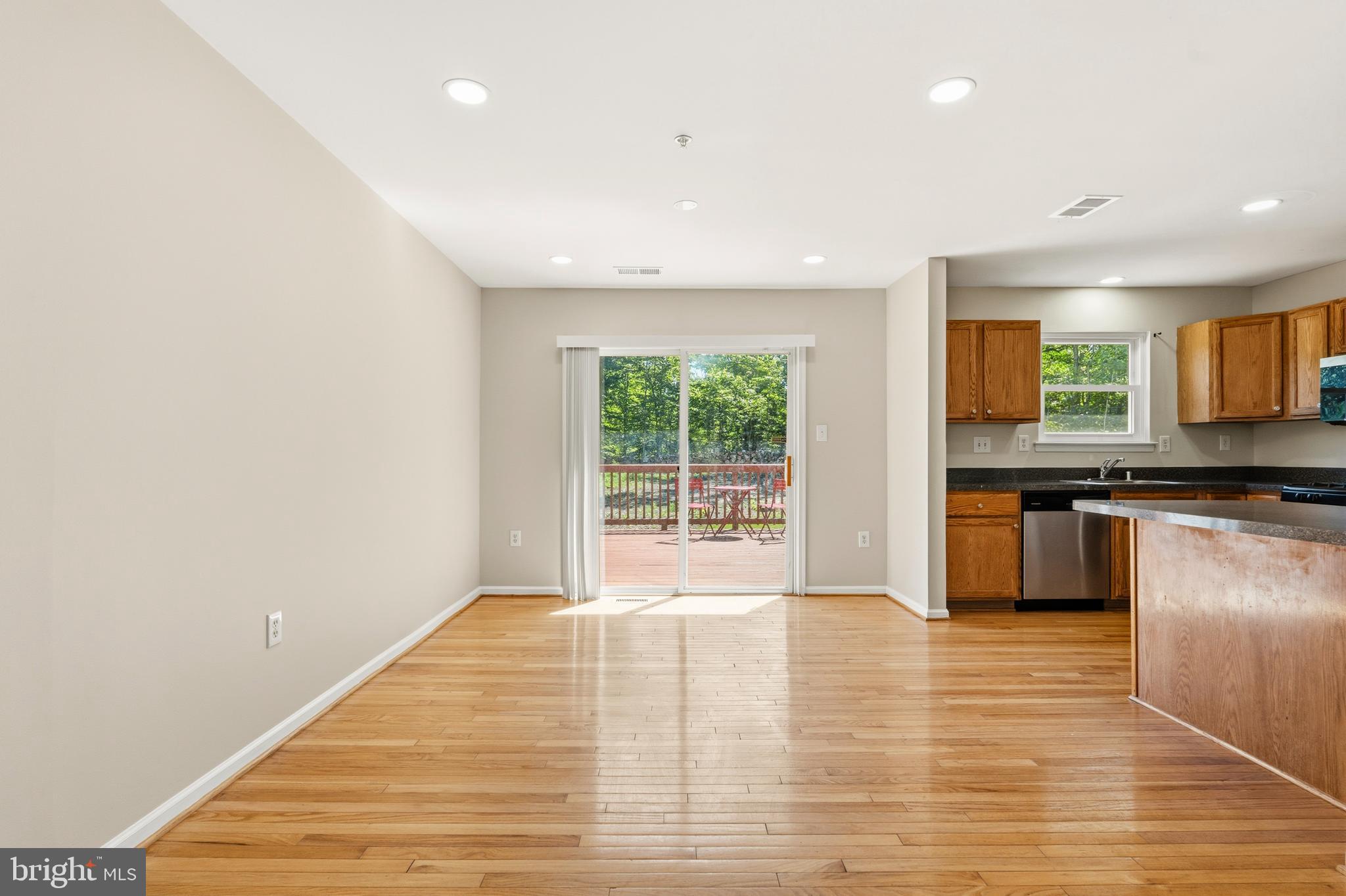 8514 Dangerfield Road Clinton, MD 20735 - Photo 10 of 63