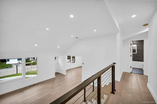 $1,400,000 | 82 Seton Drive, New Rochelle, NY 10804