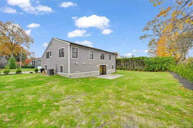 $1,400,000 | 82 Seton Drive, New Rochelle, NY 10804