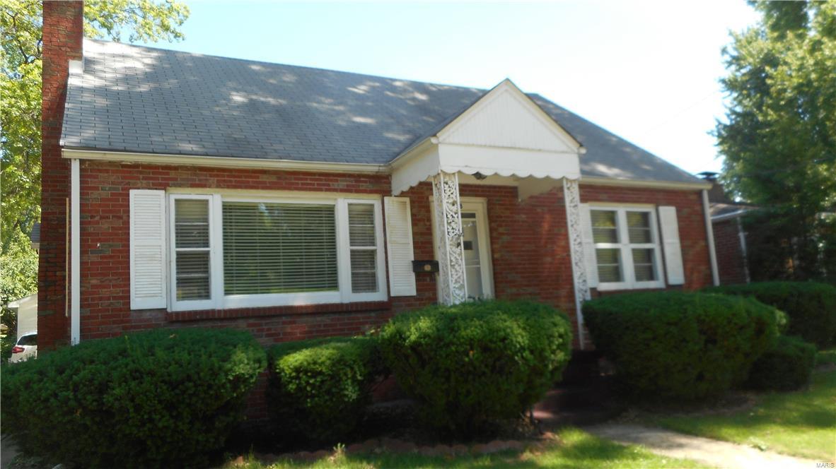 858 Danforth Street Alton, IL 62002 - Photo 2 of 24