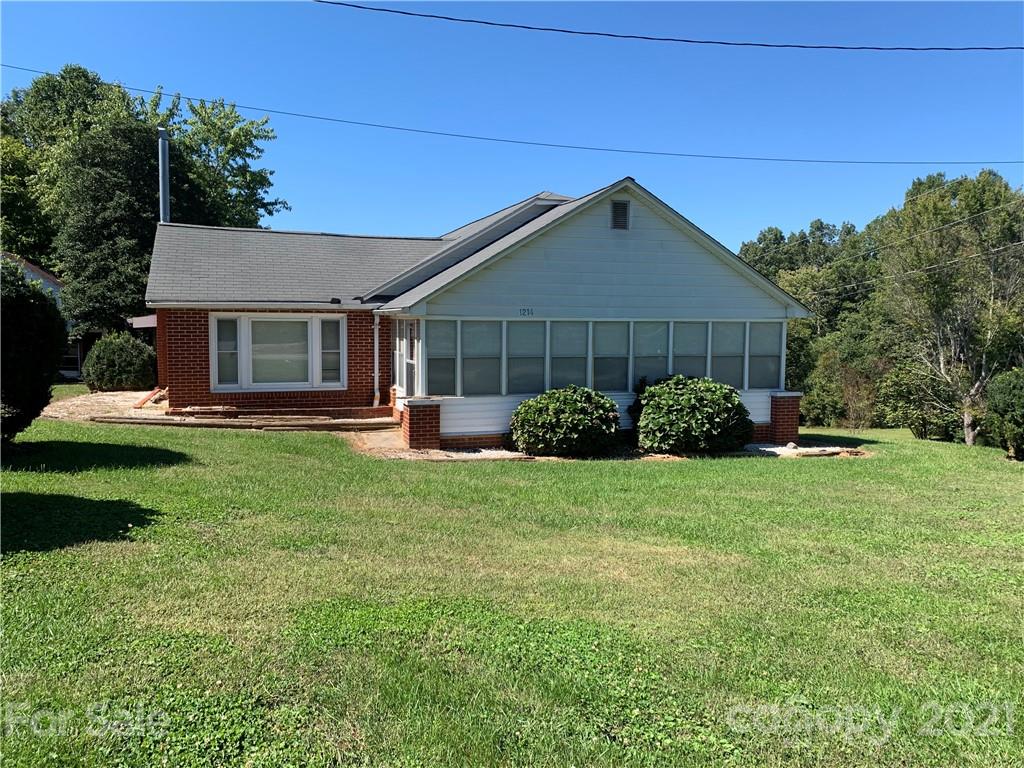 1214 Enola Road Morganton, NC 28655 - Photo 2 of 23 Gallery Image 2